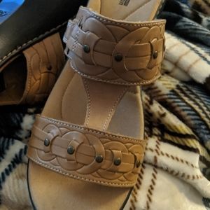 clarks delana macrae